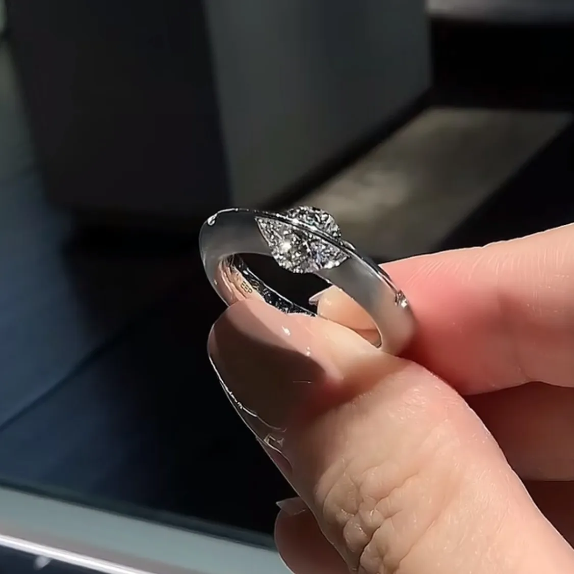 Stellar Rotatable Ring 1ct Moissanite Women's PT950 Platinum - Low-key luxury jewelry, stunning accessory for office days