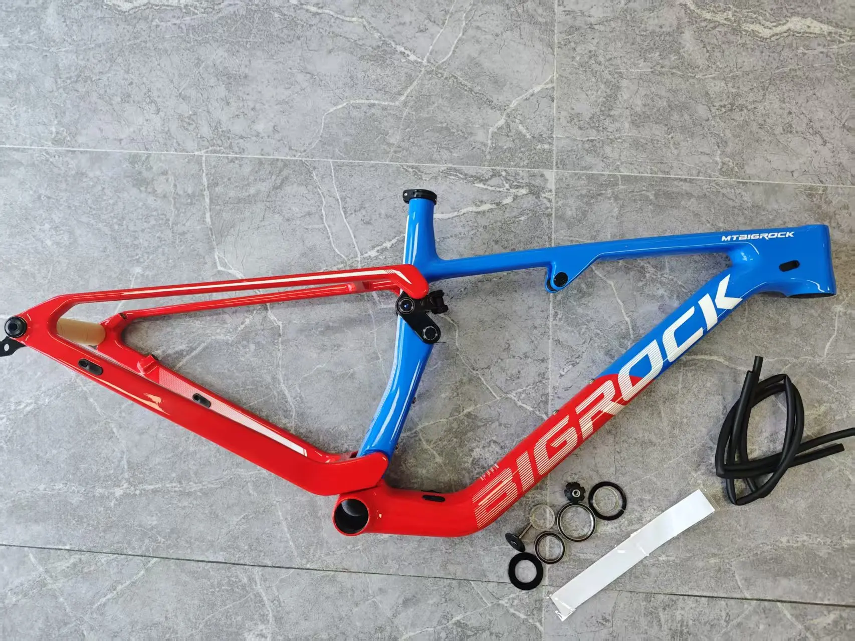 

Bigrock frame29er XC off-road soft tailCarbon fiber Full Suspension Carbon MTB Framebike Mountain Bike boost148mm