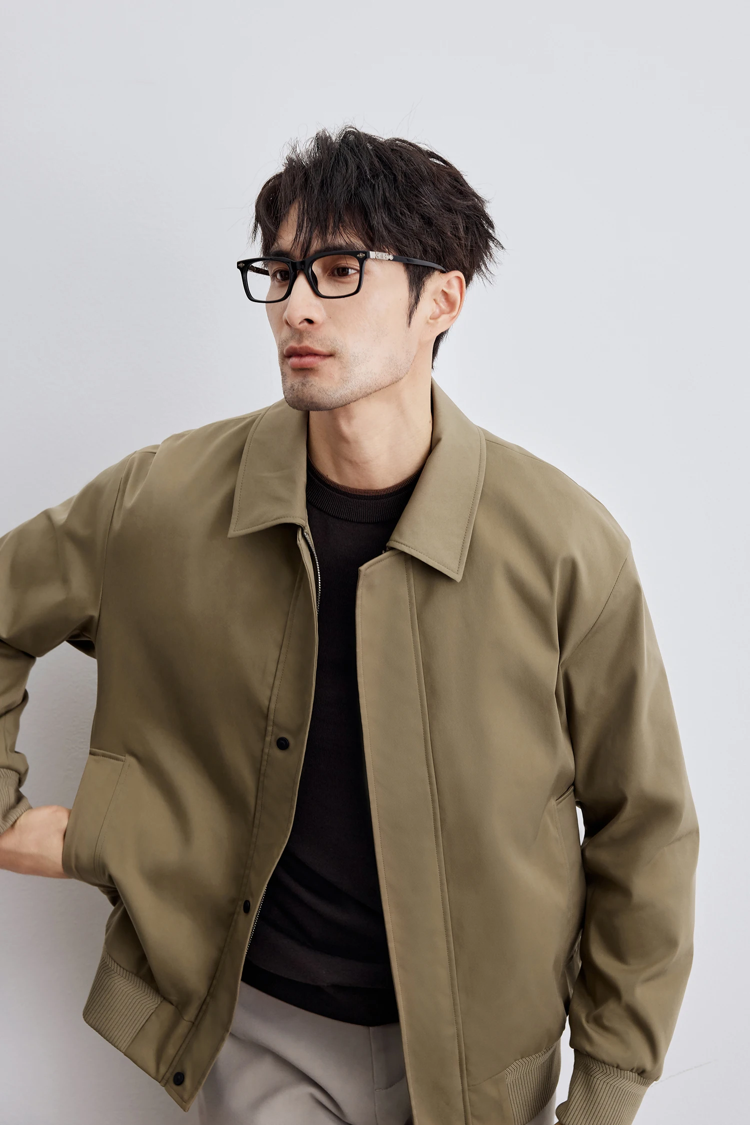 Herren Minimalistische Reversjacke Einreihige Lässige Locker Sitzende Bomberjacke Einfarbige Leichte Oberbekleidung – Detail 5
