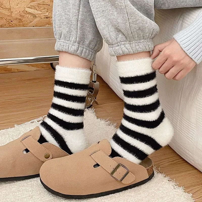 1/2pairs Black White Striped Mink Wool Socks Super Soft Fluffy Plush Warm Stockings Fashion Ins Women's Indoor Floor Sox Hosiery