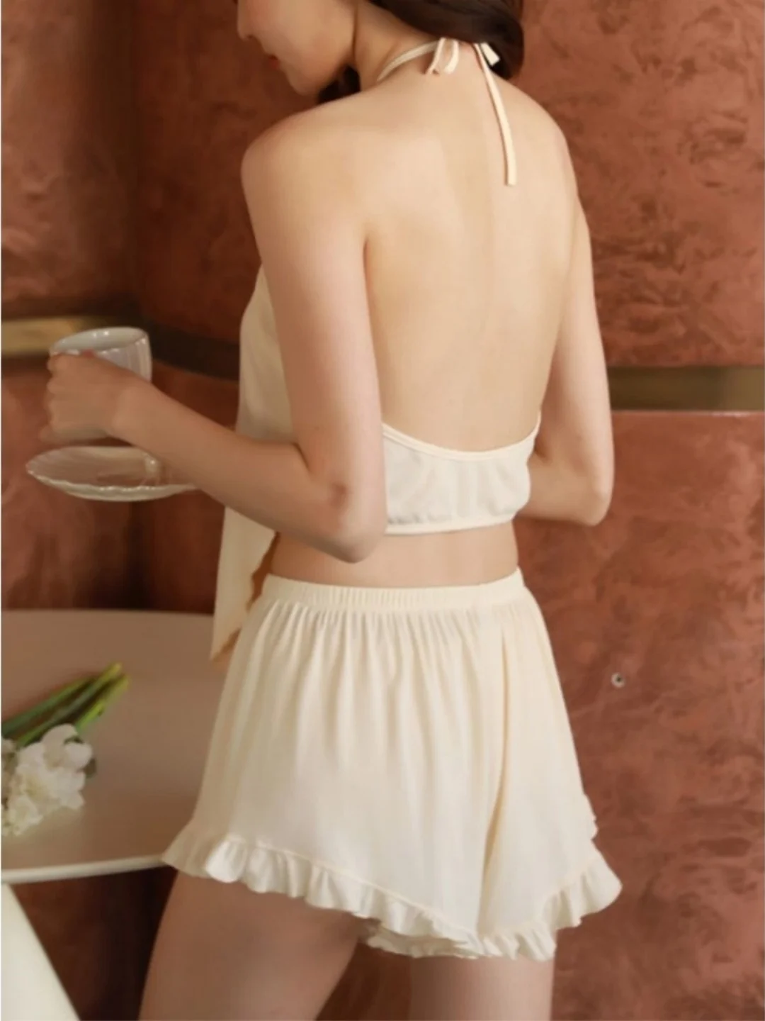 

Summer Thin Short Pants Sleepwear Set for plus Size Women with Lace Design And Strap Casual Loose Fit round Neck Pullover