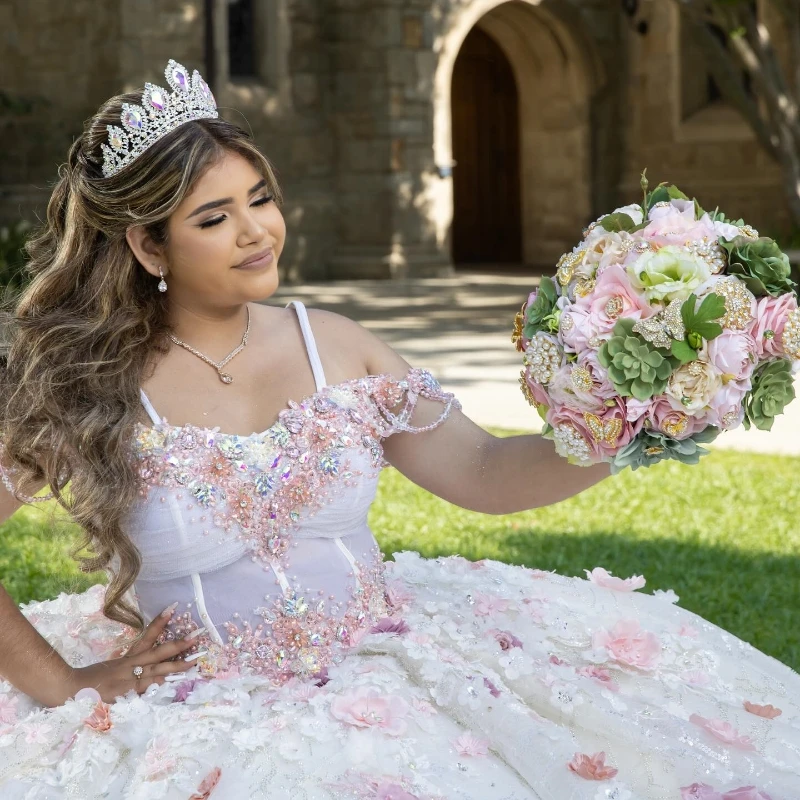 Lorencia Princess Pink Ball Gown Quinceanera Dress 2023 Flowers Appliques Beads Sweet 16 Dress corsetto Vestidos De 15 aecos YQD346