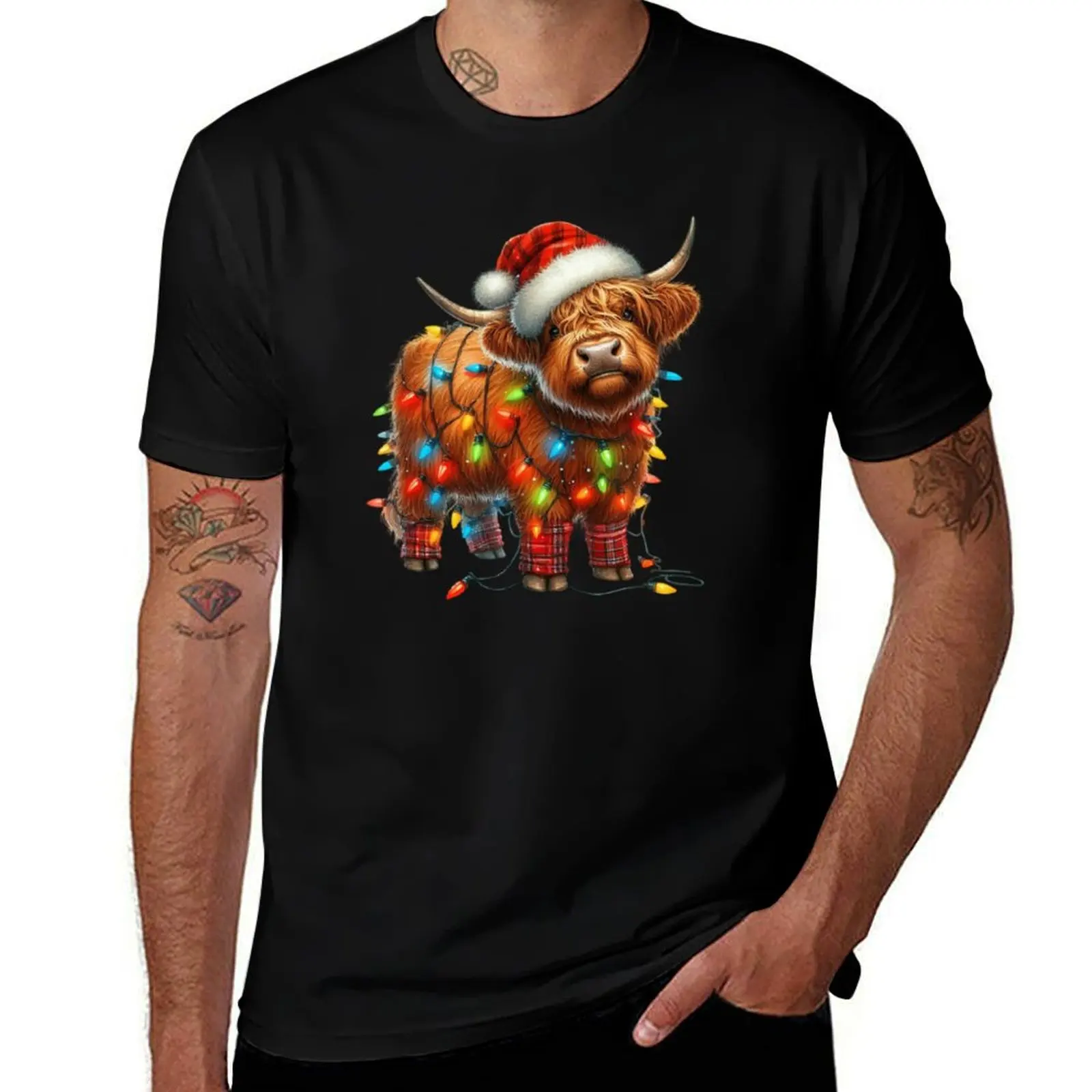 Cute Christmas Highland Cow! Adorable Rustic Holiday Design T-Shirt Work Wear Breathable Tee T-Shirt