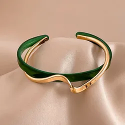 Light Luxury White Shellfish Bracelets for Women Men Geometric C- Shaped Twisted Cross Opening Bracelets Bangles JewelryGift