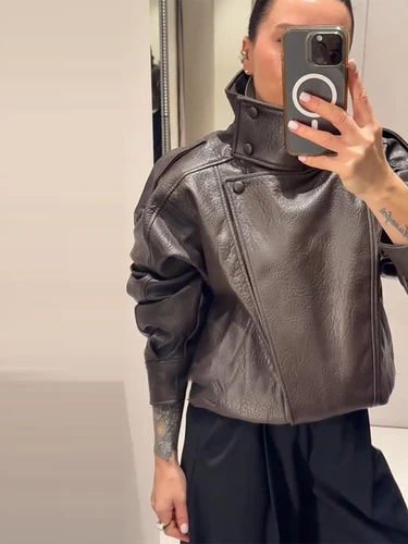 Imagen 1 del producto Chaqueta de Cuero Sintético para Mujer, Primavera 2026, Marrón y Negro, Manga Larga, Cuello Alto, Gruesa, Holgada, Estilo Motociclista, Ropa de Calle
