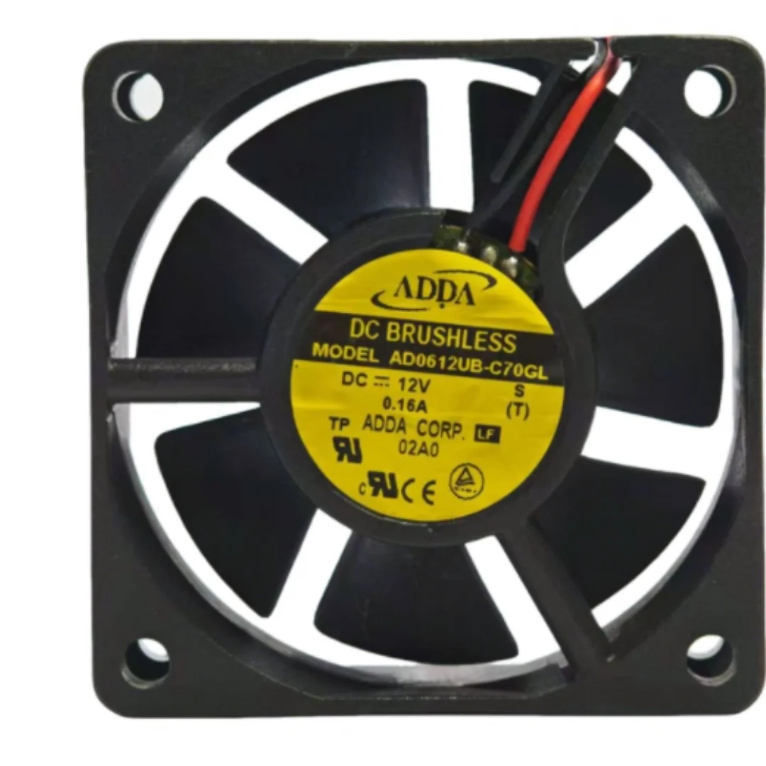 

ADDA AD0612UB-C70GL DC 12 В 0,16 А 60x60x20 мм 2-проводной охлаждающий вентилятор для сервера