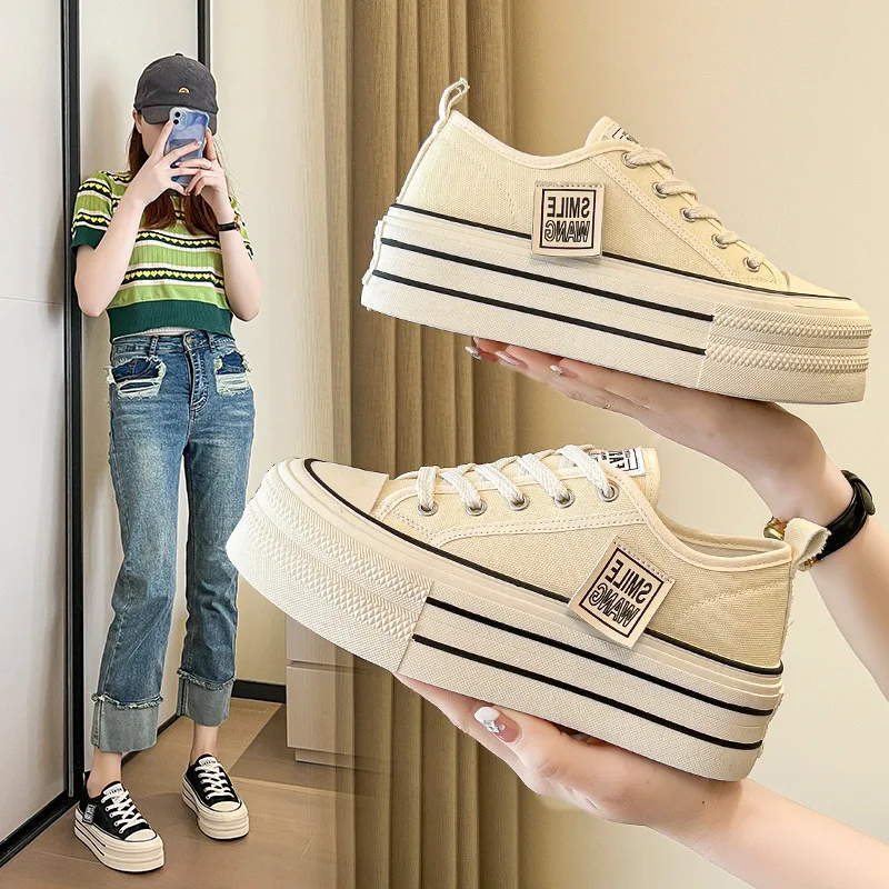 Thick-soled Inner Elevating Canvas Shoes Female Students Matching Small White Shoes 2024 New Trend Casual Sneakers