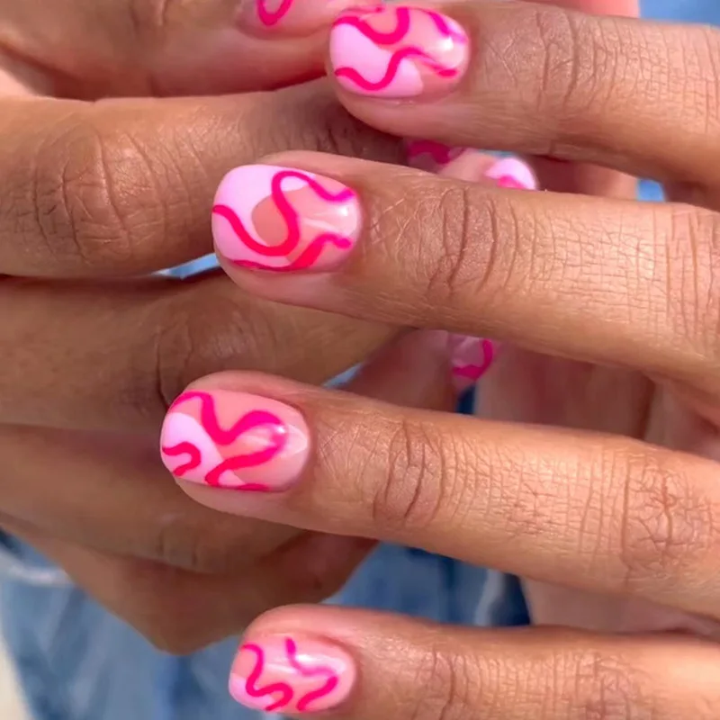 24Pcs Pink Gradient Short Oval False Nails Acrylic Full Cover Heart Flame Press on Fake Nail Set Detachable Manicure for Women