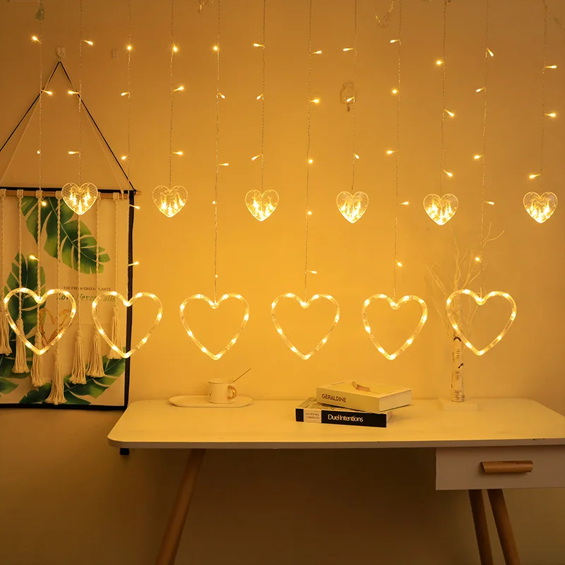 Fairy Curtain Light Love Heart Style Battery Powered Wire String Lights Suitable for Valentine\'s Day Wedding Birthday Decoration