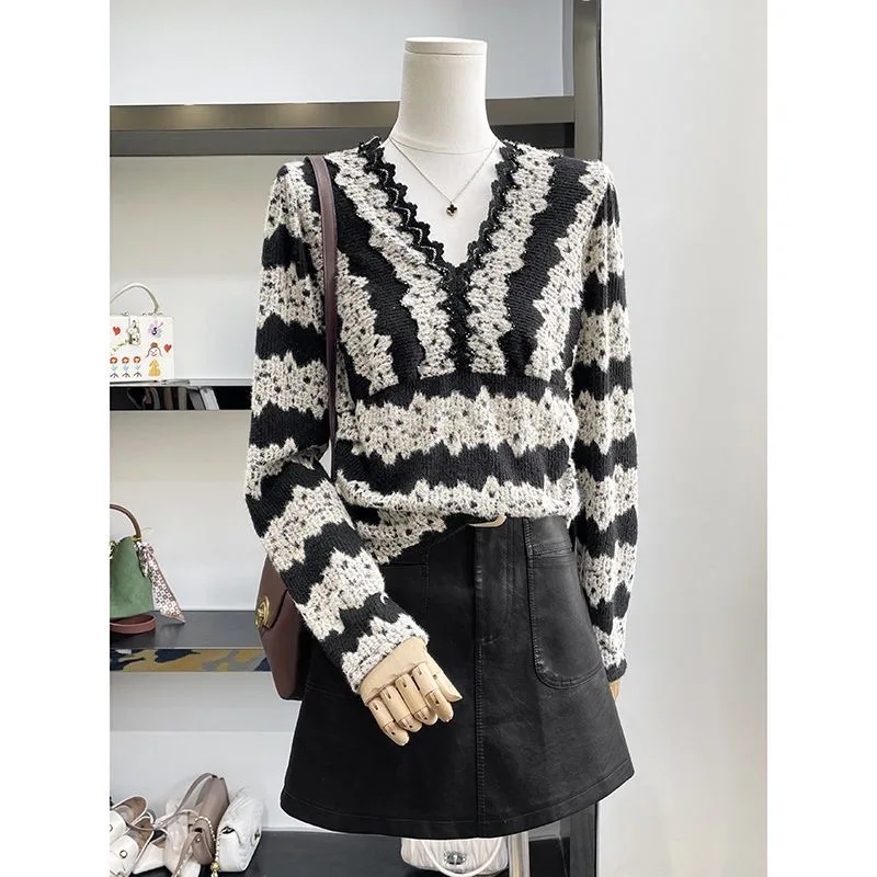 

Модный женский осенне-зимний облегающий топ с кружевной основой, рукавами-фонариками, V-образным вырезом и полосатым узором для повседневной носки