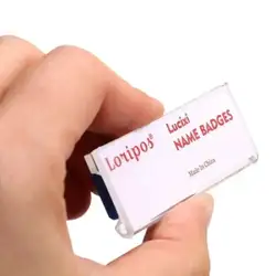 Distintivi con nome identificativo dei dipendenti dei lavoratori degli studenti in acrilico con logo personalizzato magnetico Distintivi con spilla per cornice porta carte di nome