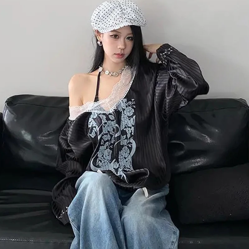 American Street Satin Tee Women V Neck Lace Patchwork T Shirt Loose Casual Long Sleeve Lazy Hiphop Top Lightweight Sports Jersey
