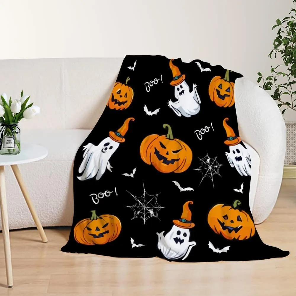 1 Stück Halloween-Wurfdecke mit Motiven von Kürbis, Totenkopf, Fledermaus, Hexe und schwarzen Katzen, dünne Decke, Geschenk für Sofa, Bett, Auto, Zuhause, Camping, für alle Jahreszeiten geeignet.