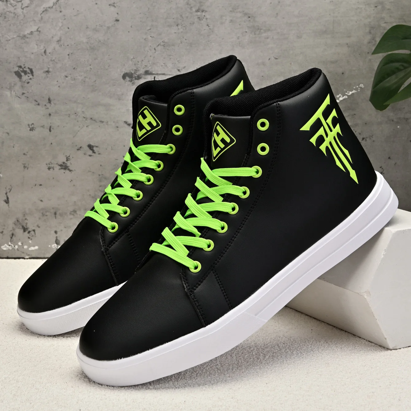 High Top Sneakers For Man White Vulcanized Sneakers Flat Casual Comfortable Shoes Men 2024 Fashion Zapatillas Hombre Size39-48