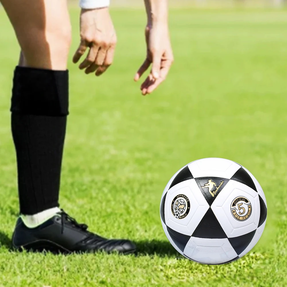 Máquina de bola de futebol costurada para esportes ao ar livre, ensino, futebol, preto, impressão triângulo, juventude, tamanho 5