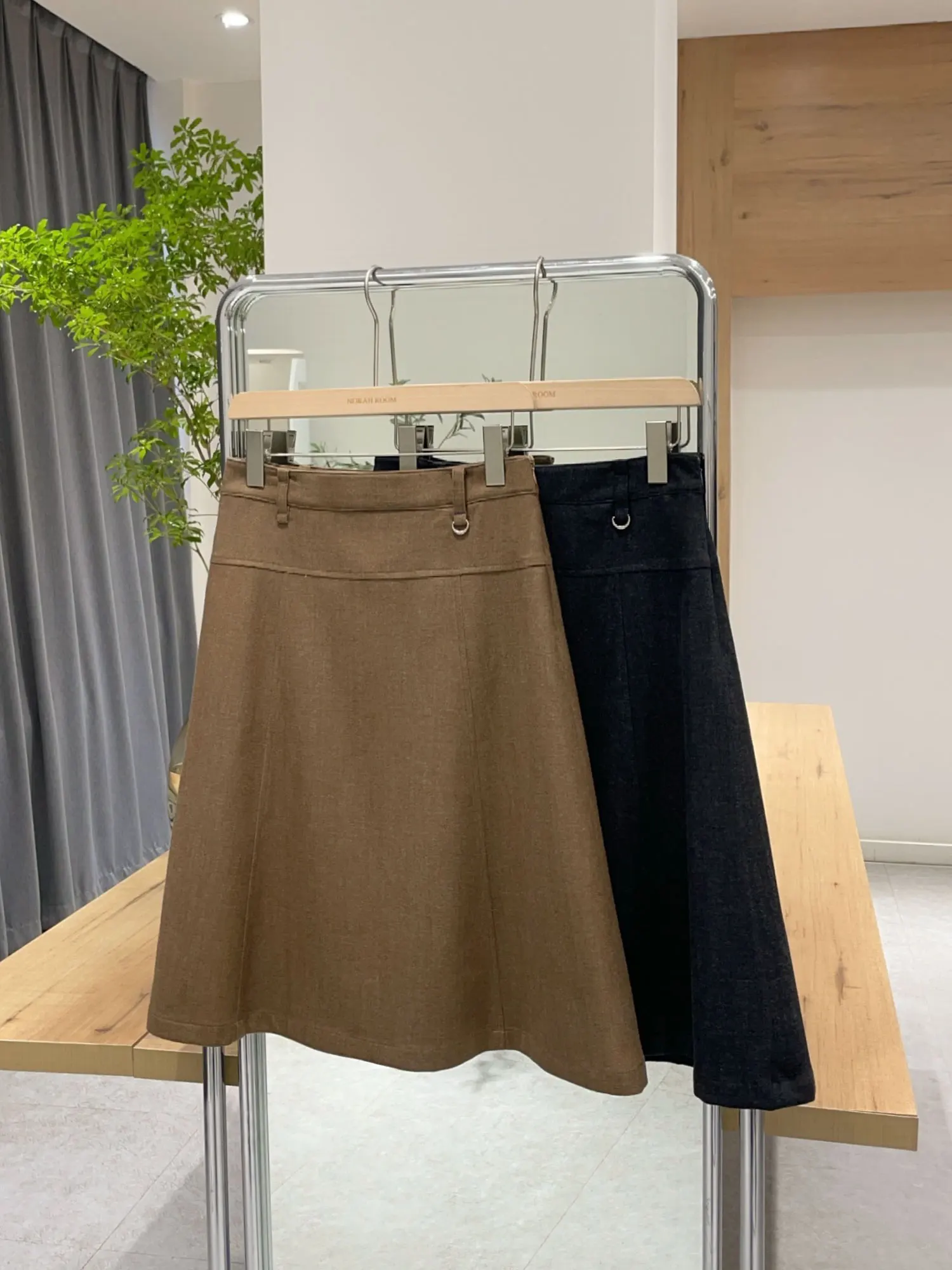 

Юбка-трапеция Noxiao из металлизированной ткани синего цвета, повседневная, с завышенной талией, из полиэстера, для женщин, зима 2025