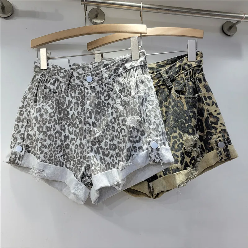 High Waist Casual Leopard Print Ripped Denim Shorts Women's Fashion A Word Curled Edge Wide Leg Hot Pants