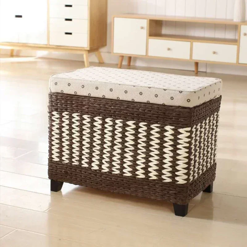 

Japanese-Style Woven Storage Stool - Rustic Home Footstool Portable Shoe Changing Step Stool Compact and Multifunctional