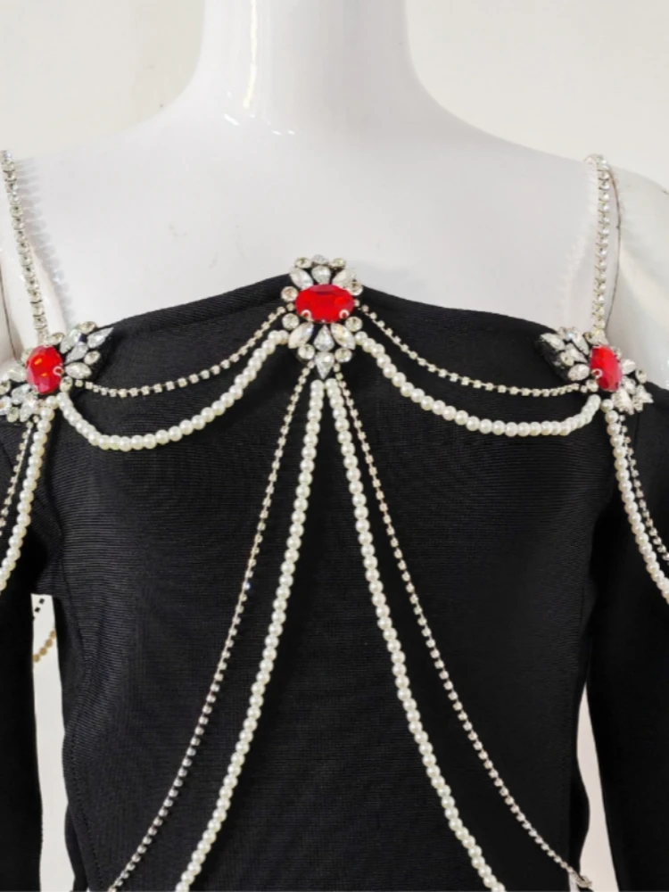 مثير قبالة الكتف الماس سلسلة البسيطة ضمادة فستان المرأة السوداء طويلة الأكمام الجوف خارج Bodycon فساتين السهرة رداء حفلات