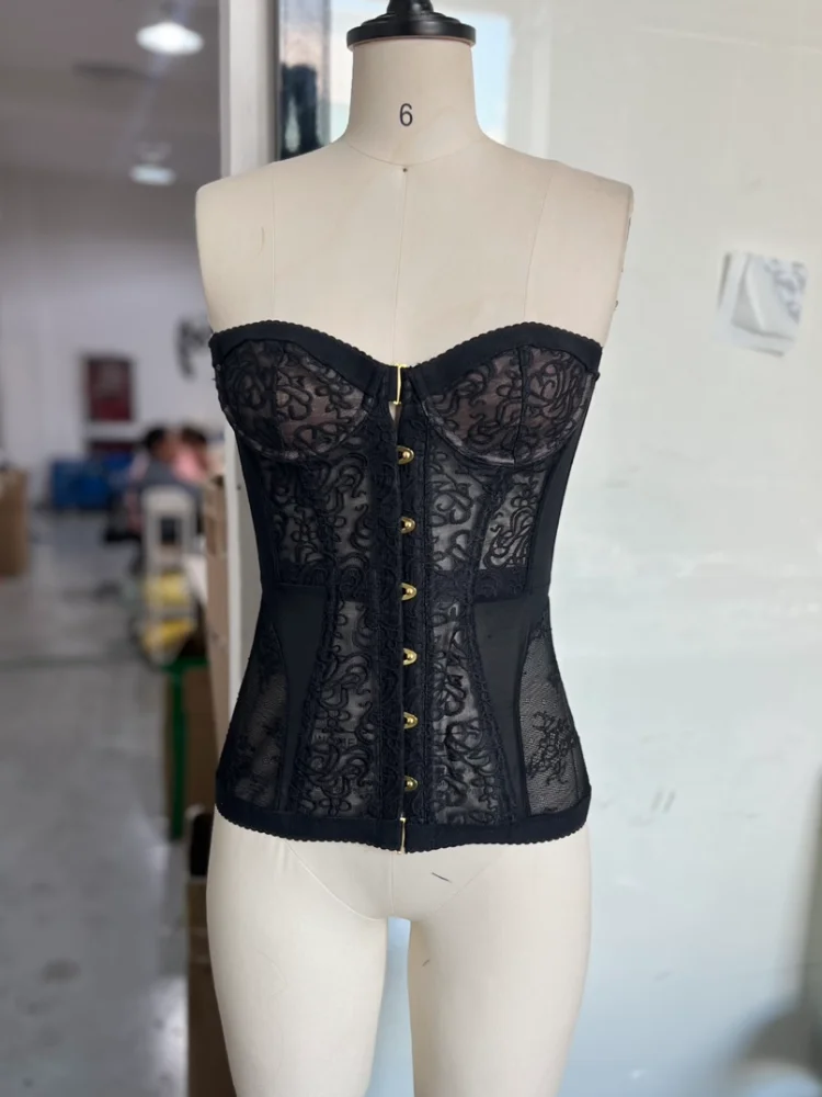 Hottie Top in pizzo cavo sexy senza maniche senza spalline corsetto stretto donna estate moda tendenza strada fotografia progettato gilet da festa