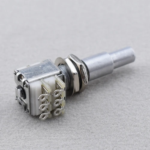 Imagen 2 del producto Potenciómetro concéntrico doble apilado para bajo de guitarra (POT) con accesorios de guitarra de retención central, 1 unidad