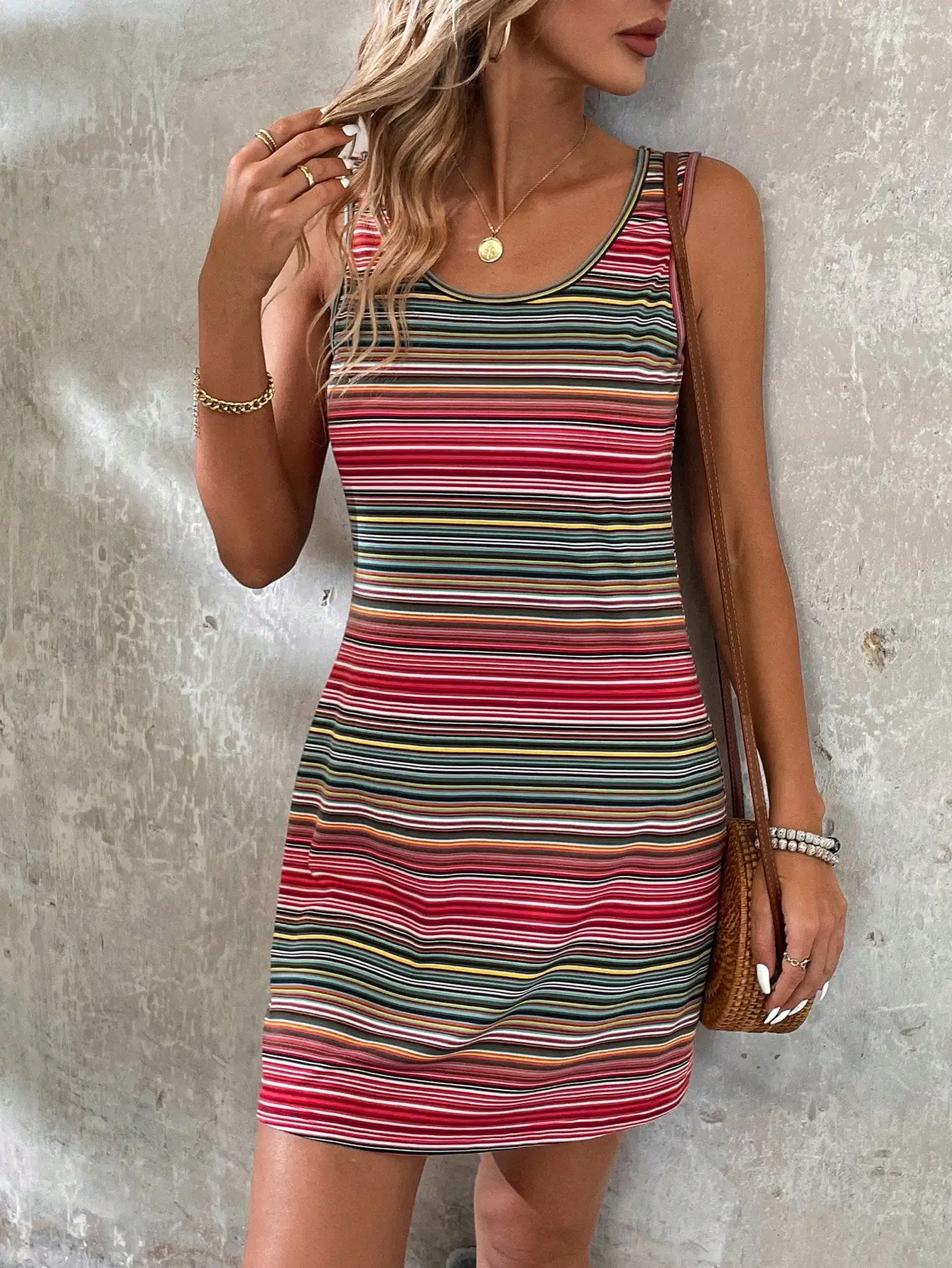 Color Striped Round Neck Sleeveless Casual Dress Casual Sleeveless Dress For Spring & Summer Women\'s Clothing