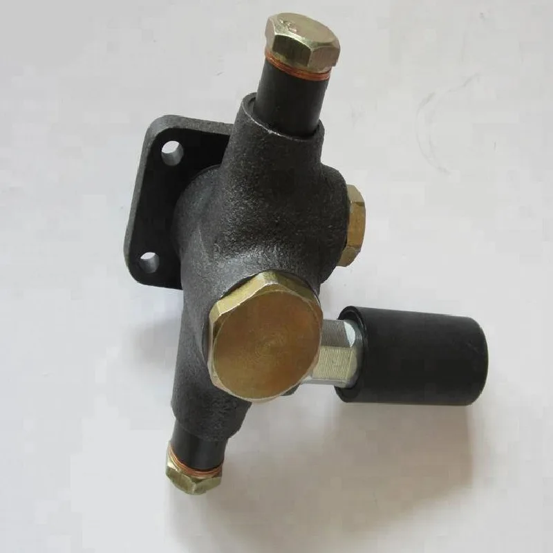 

YC6108 Engine Hand Oil Pump 330-1111030-179