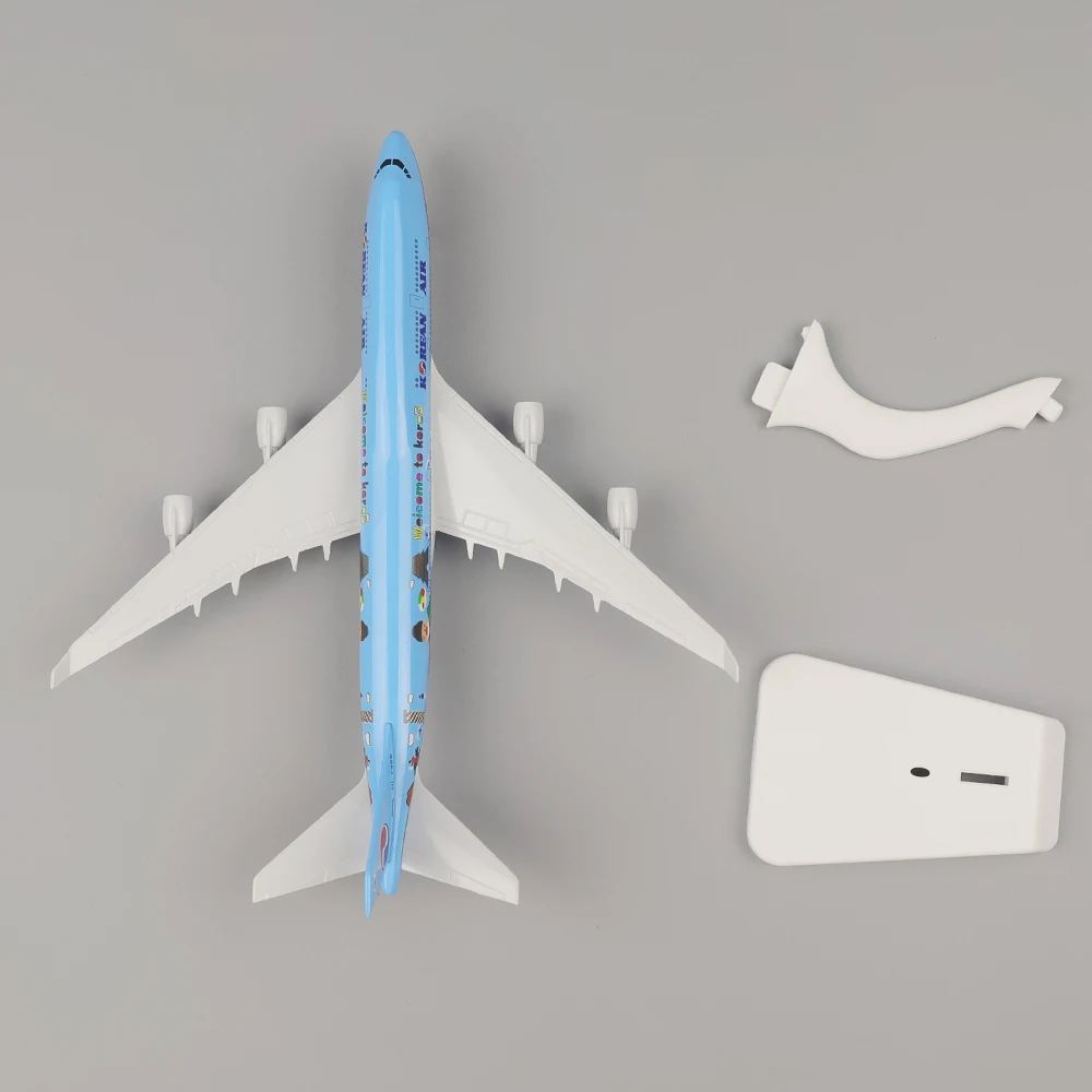 Modelo de avión de Metal de 20cm, réplica de Material de aleación de Corea B747 con adorno de tren de aterrizaje, juguetes para niños, regalo de cumpleaños, 1:400