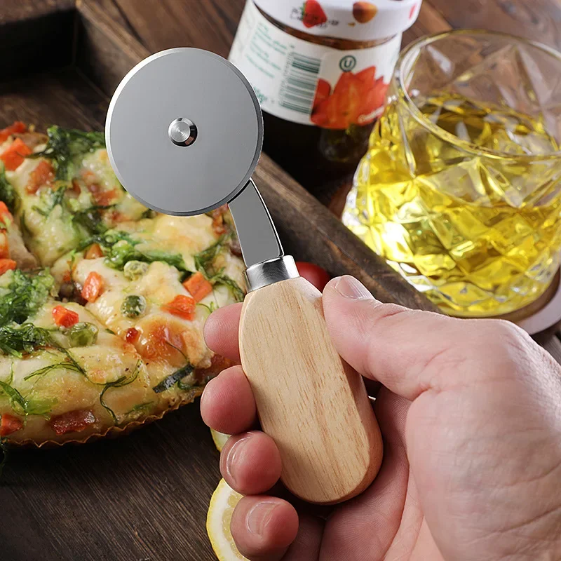 Stainless steel pizza knife pizza knife oak handle PIZZA roller knife pizza cutter baking tool pie cutter