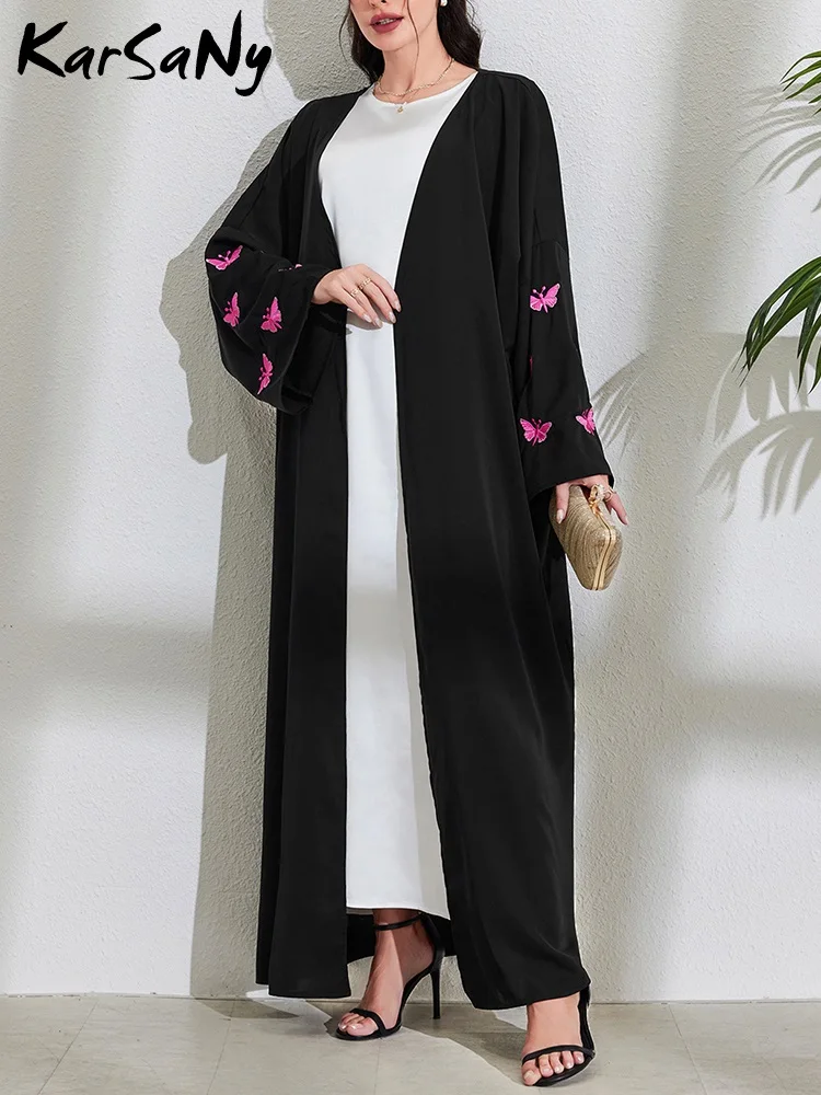 Abaya Dubai lusso farfalla ricamo Abaya nero per le donne Islam abbigliamento sciolto Casual modesto abito tinta unita cappotto musulmano