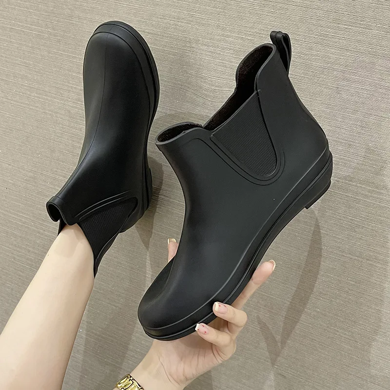 Rain Boots Ladies Non-Slip Fashion Short Boots Women 2023 Fashion Outdoor Non-Slip Outer Round Toe And Ankle Boots Women\'s Shoes