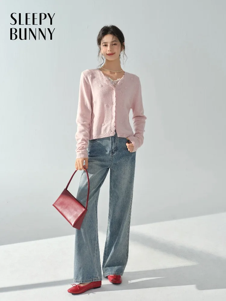 

Knitted Cardigan Women Long Sleeve Sweet Floral Lace Trim Sweater Feminine Slim Fit Top for Spring and Autumn Casual Layering
