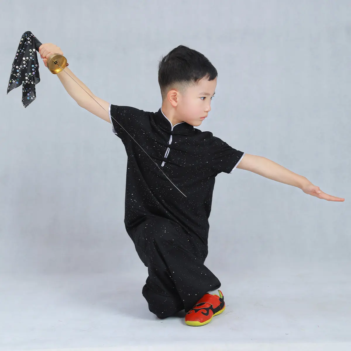 Kids Black Short Sleeve Soccer Jersey Set Breathable Football Uniform Training Suit For Boys Girls Outdoor Sports Match