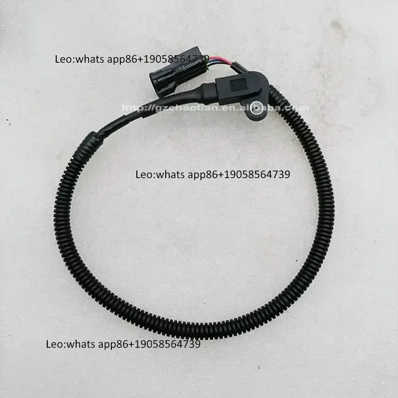 Construction Machinery Parts ZX200-3 ZX240-3 Excavator Engine Parts 4HK1 6HK1 Camshaft Sensor 8973061131 8-98014831-0