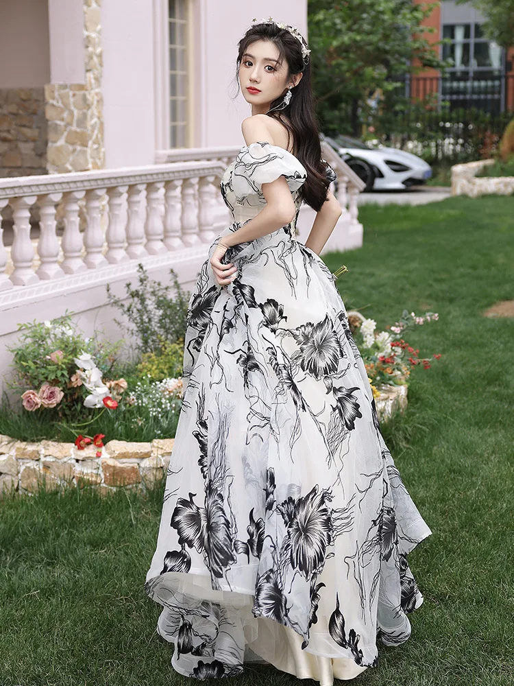 긴 이브닝 드레스 Strapless 우아한 바닥 길이 민소매 a 라인 플리츠 아플리케 Tulle Black New Party Formal Dresses Women