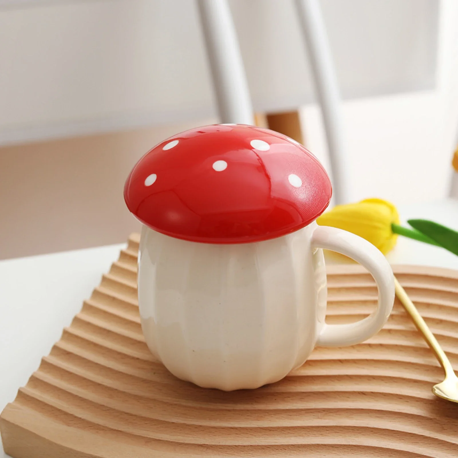 2024 New 300ml Red Lid Creative Mushroom Shaped Coffee Mugs Ceramic Milk Cup with Handle Gift for Women Mom Drinkware Mugs