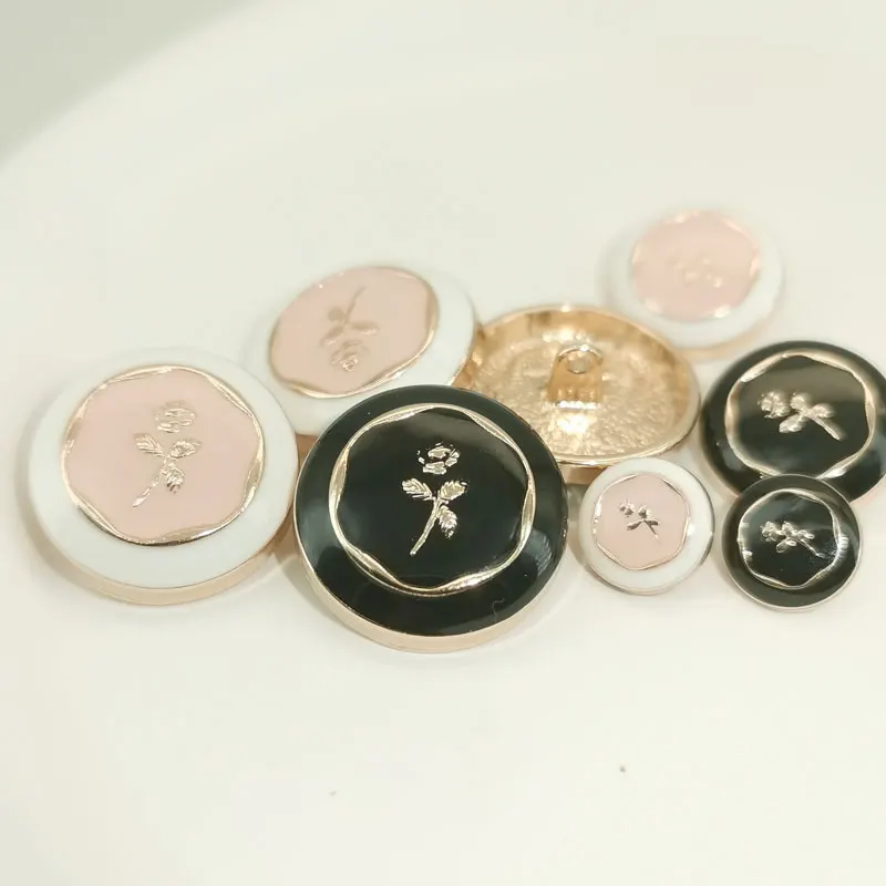 10 Stück 11,5/18/23 mm runde Metallknöpfe mit glattem Blumenmuster für Hemd, Mantel, Premium-Kleidungszubehör, Ersatzknopf – Detail 3
