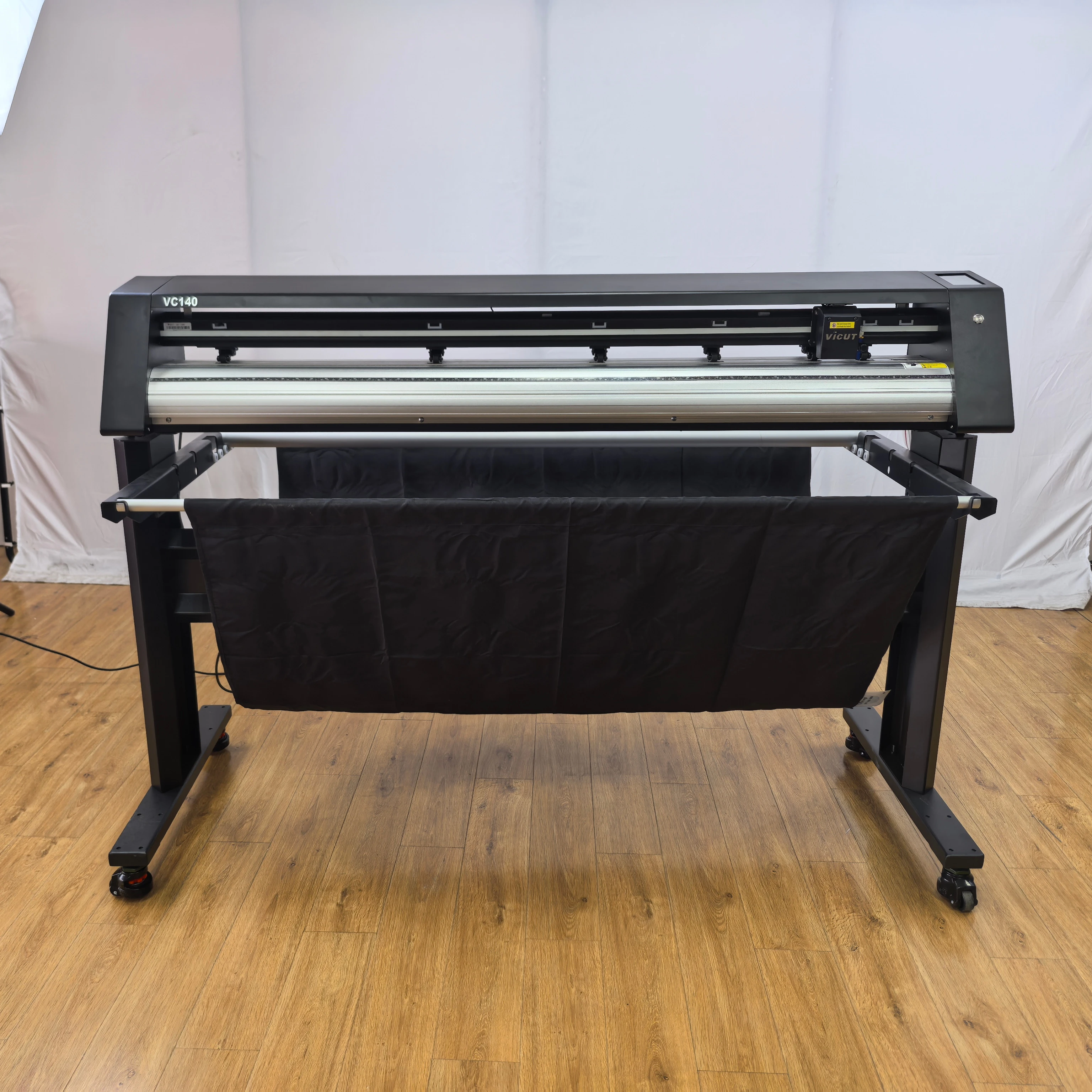 Sticker Cutting Automatic Contour Cutter Plotter VC140