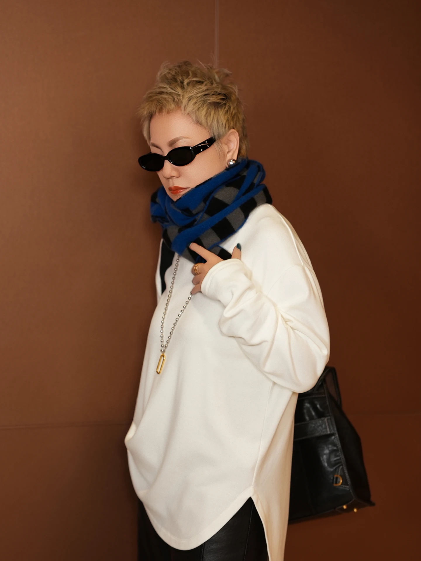 

Свободная женская футболка с длинным рукавом и круглым вырезом, базовая, для многослойных образов, повседневная, с завышенной талией, из смесового полиэстера, вискозы, нейлона и шерсти