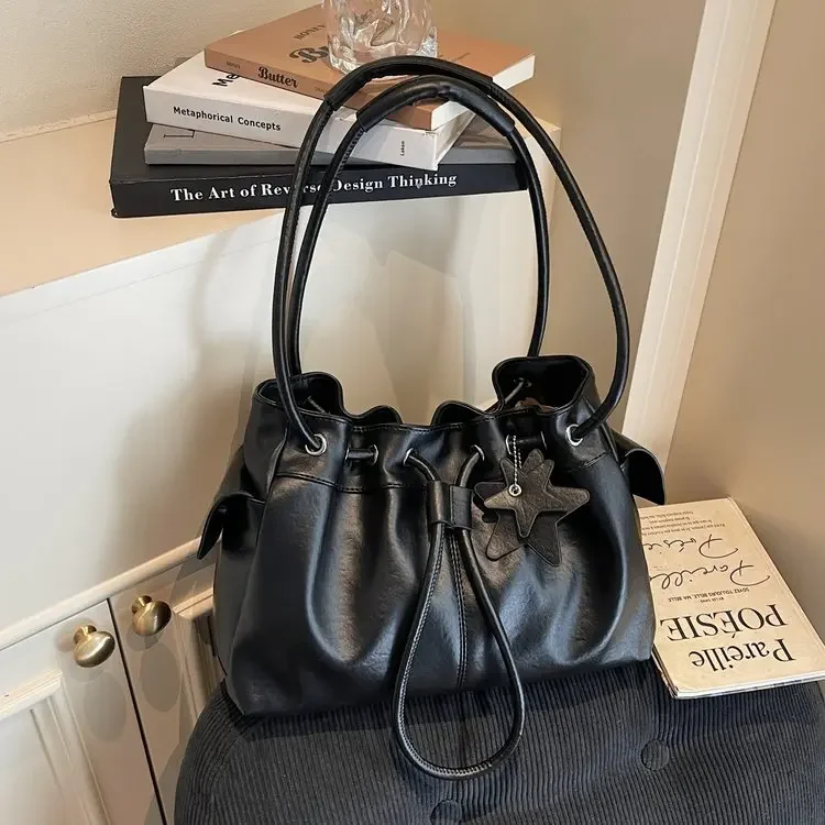 

Premium Pleated Tote Bag Hot Sale Fashionable Versatile Commuter Single Shoulder Oblique Span Bag Simple Solid Color Cloud Bag