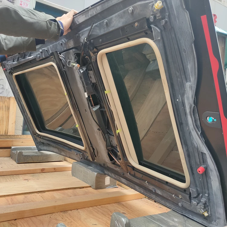 Complete Car Electric Panoramic Sunroof Auto Sunroof Assembly Glass Skylight For Cadillac SRX-CE2