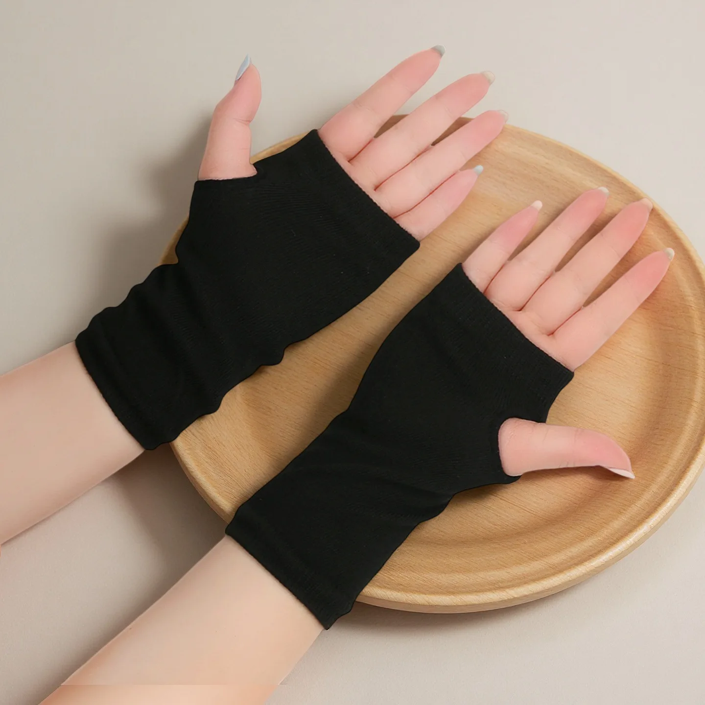 

1 Pairs Women's Gloves Korean Solid Color Simple Versatile Fashionable Mittens Sports Knit Warm High-quality Gloves For Girl