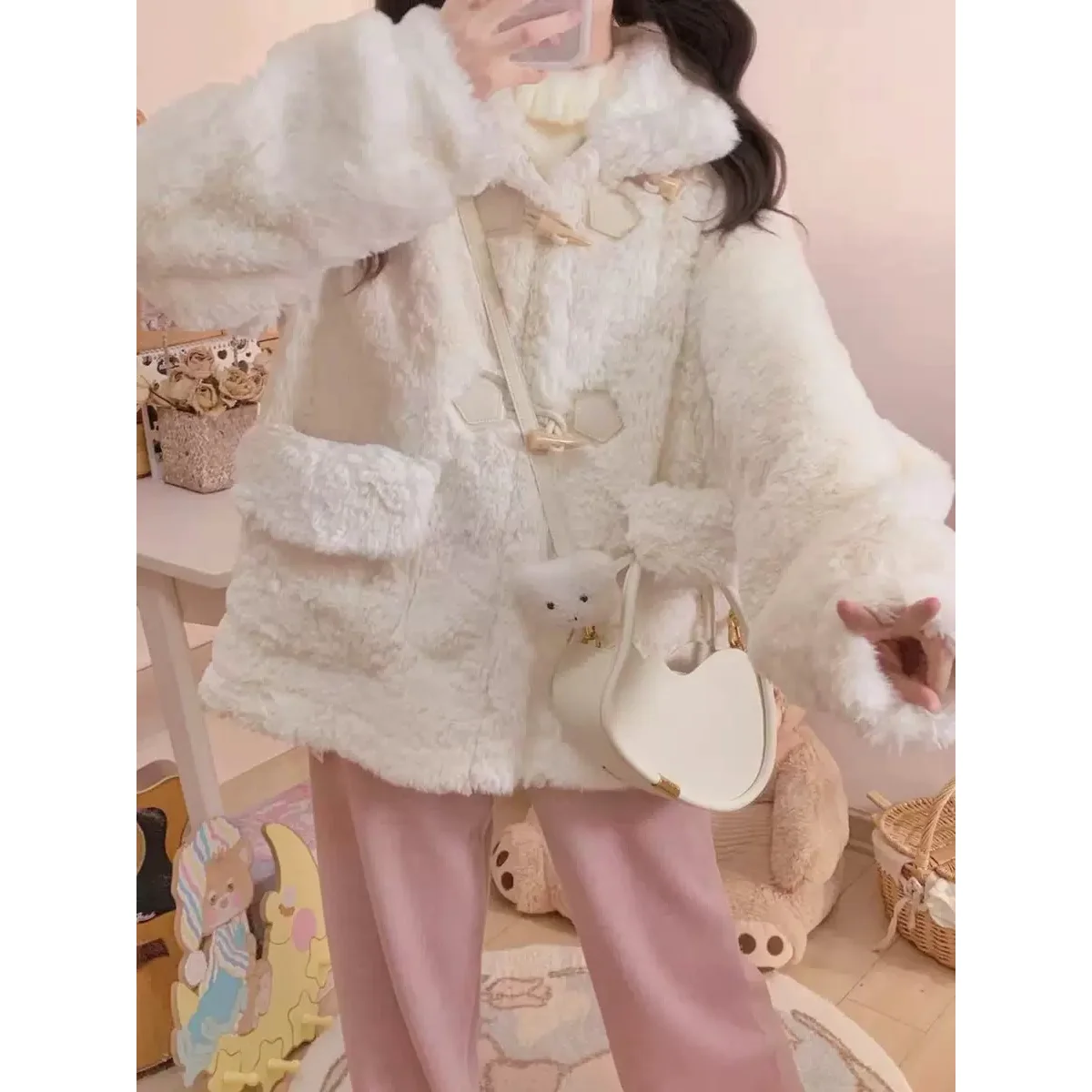 Princess Style Rabbit Fur Jacket Women's High-End Cotton Leather Coat Autumn Korean System Quilted Inner Standard Fit Polyest...