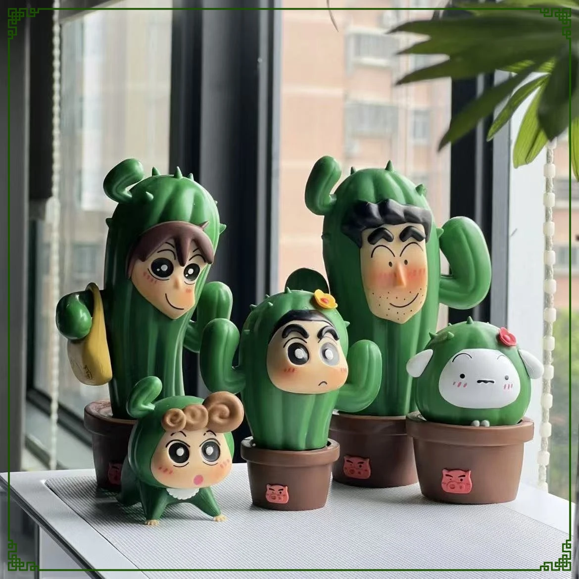 

The Monster Sit-Down Party Series Heart-Moving Plush Doll Kawai Blind Bag Figure Model Pendant Keychain surprise Gift