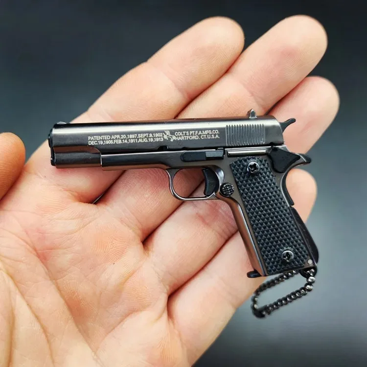 1:3 Mini Colt 1911 Pistol Model Detachable Alloy PUBG Jedi Toy Gun Keychain Fidget Toy for Boy Collection Adults Chrismas Gift