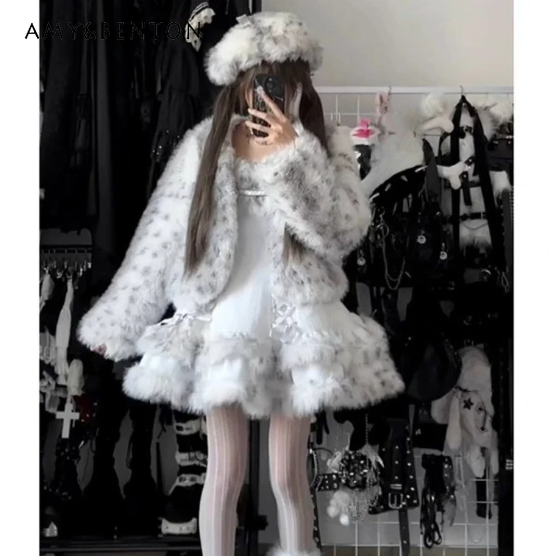 Robe Lolita haut de gamme pour femmes, douce et mignonne, Design japonais, en peluche, chaude, bouffante, ensembles deux pièces pour dames, nouvelle collection automne hiver 2025