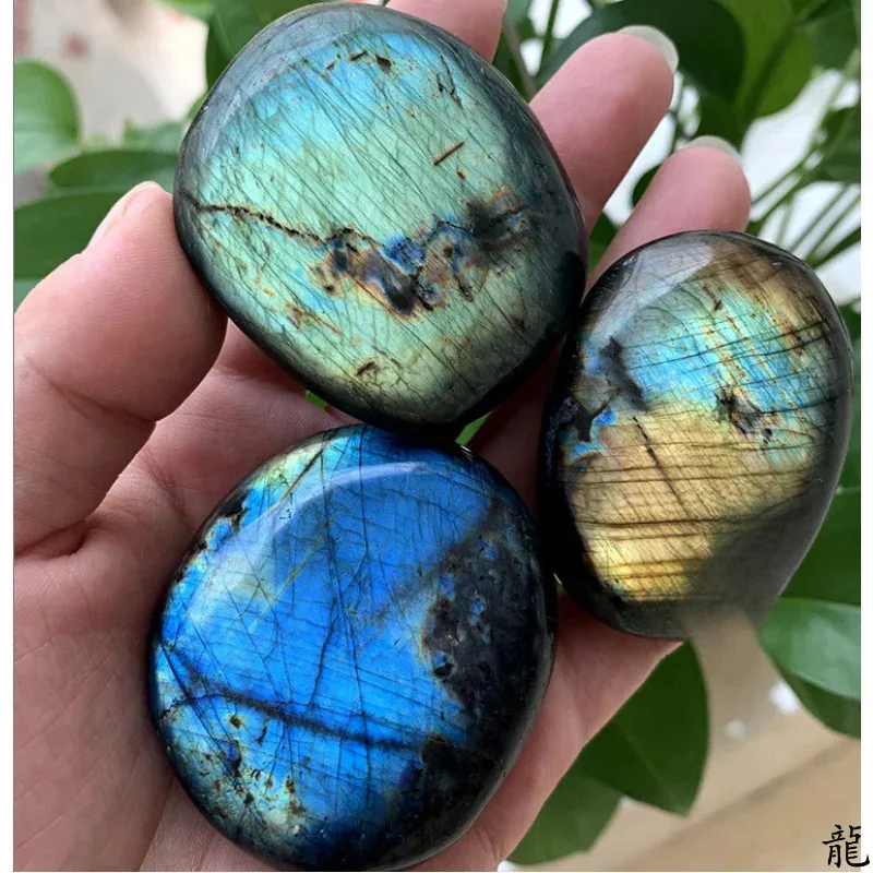 Random 2pcs/set Natural Labradorite Palm Stone - Chakra Reiki Polished Healing Crystal for Stress Relief & Anxiety Therapy image 3