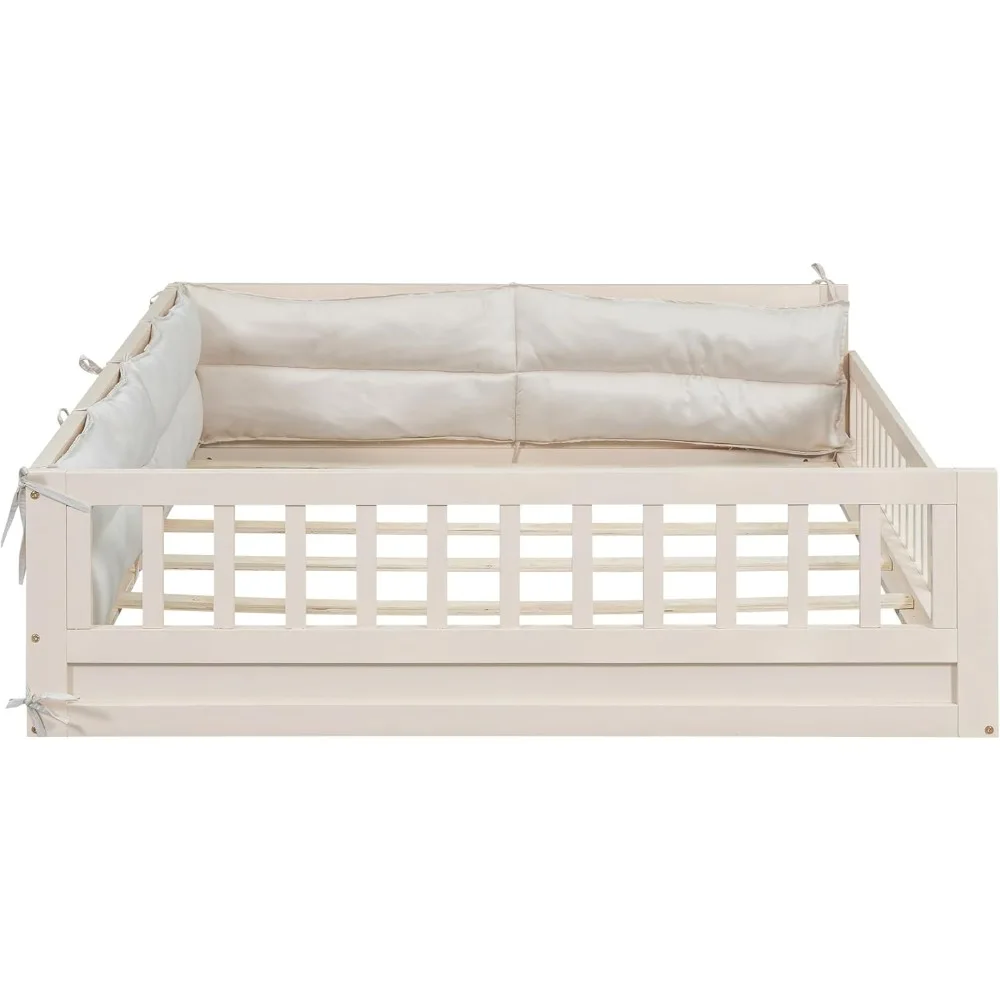 Детская напольная кровать из массива дерева в стиле Монтессори с защитными поручнями и подушкой"