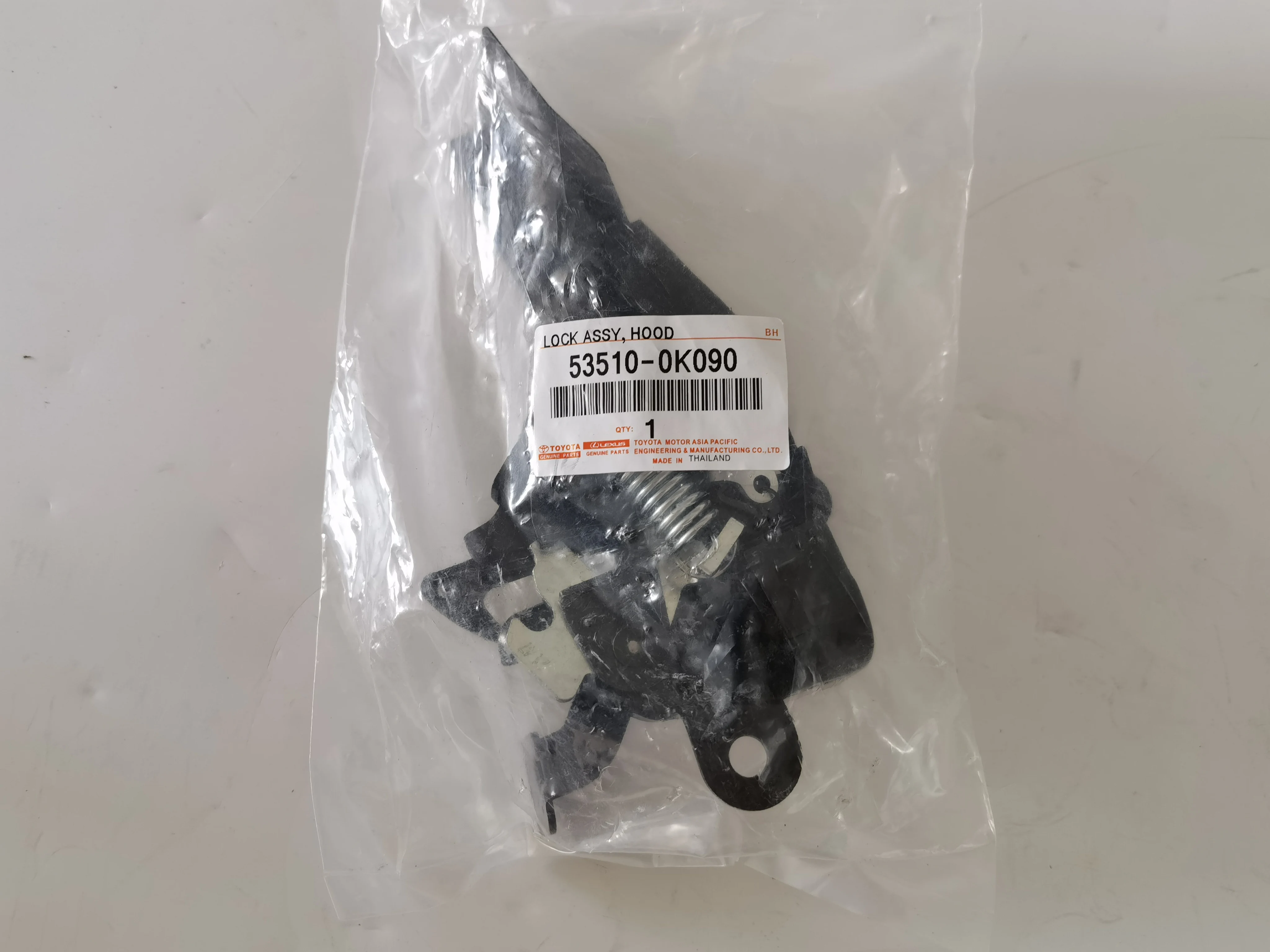 مفتاح غطاء المحرك 53510-0K090 و53510-60220 لسيارات تويوتا هيلوكس فيغو HZJ7: تقييم شامل ودليل عملي للاستخدام