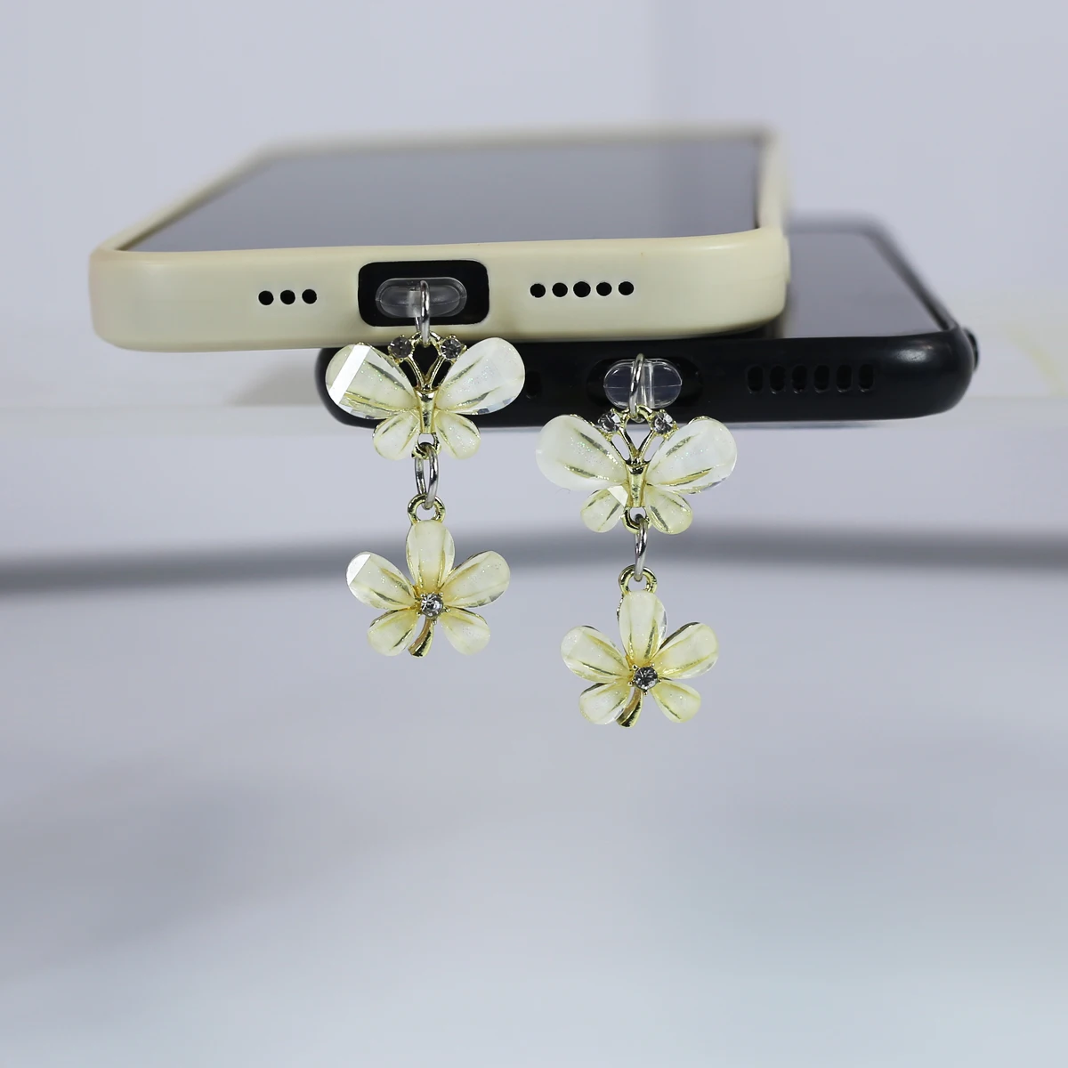 Mobile Phone Dust Plug Crystal Stone Imitation Rhinestone Butterfly And Flower Combination Set  Pendant Accessories Decoration